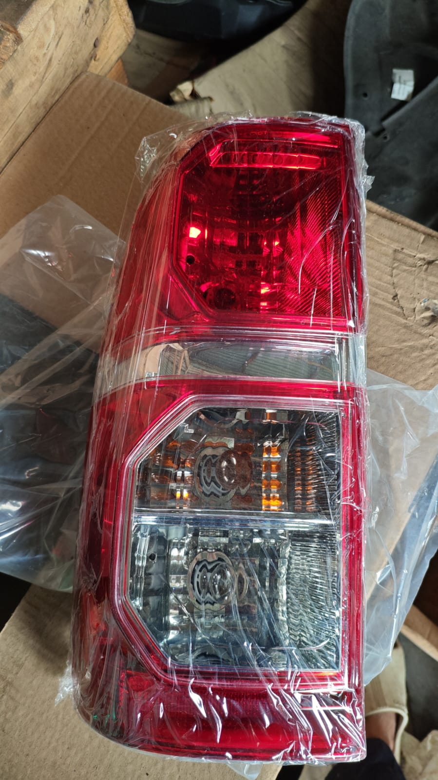 Stoplamp Hilux Kun25 2012 LH