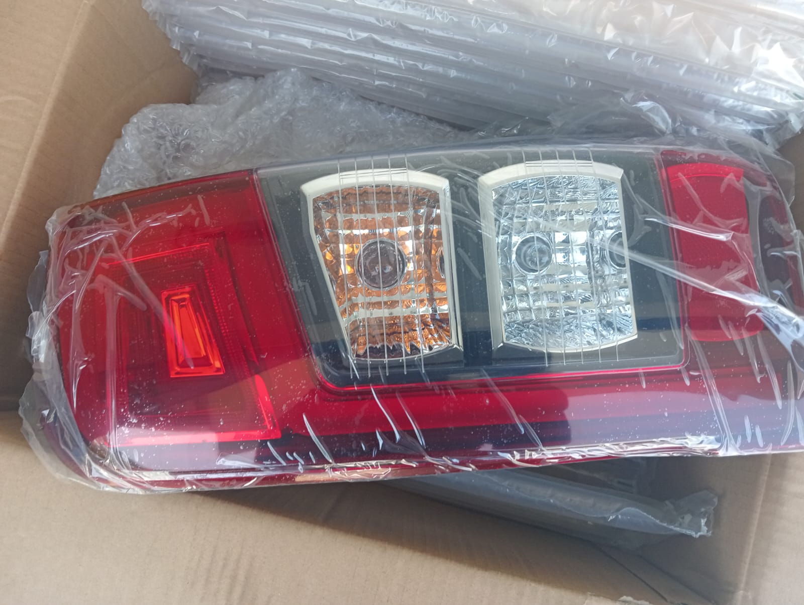 Stoplamp Triton 2019 LED Kotak RH